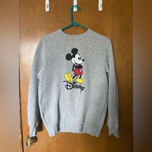 H&M Disney Mickey Mouse Heathered Grey Sweatshirt Crewneck Men’s Extra Small